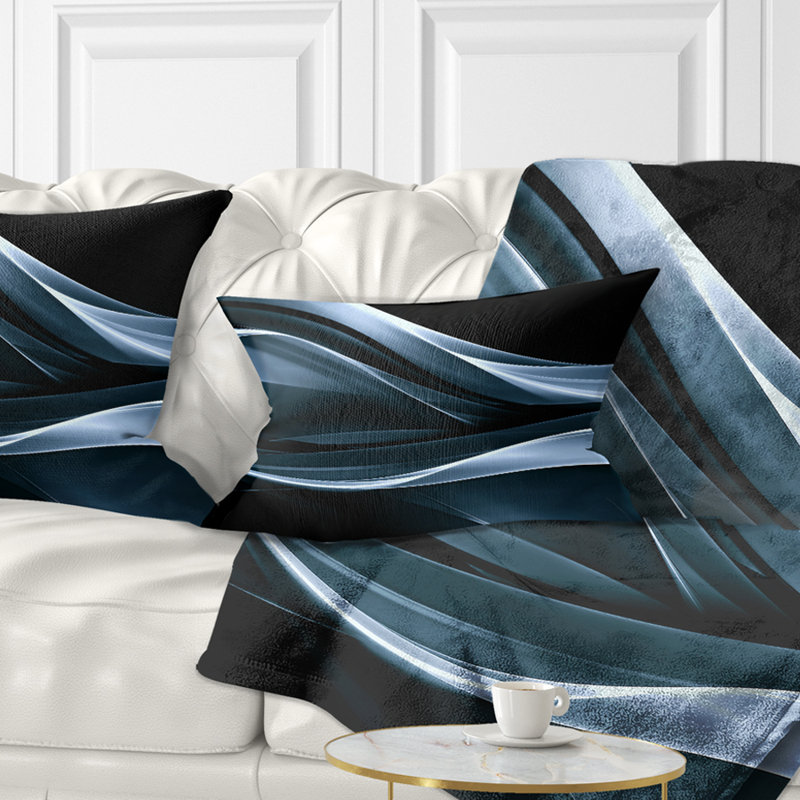 Fractal Lines Blue in Black - coussin imprimé abstrait