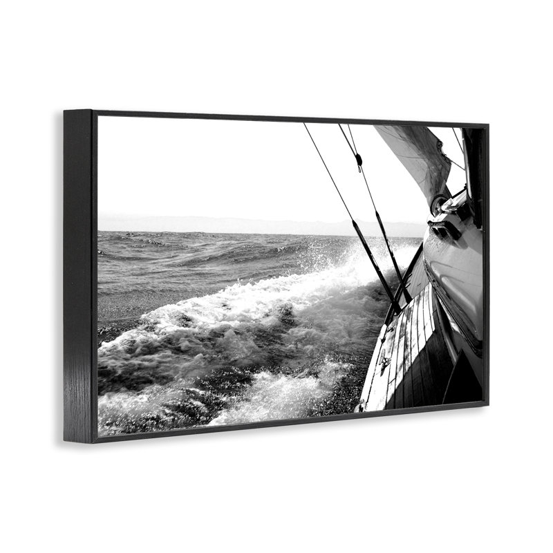  «Boat & Splashing Wake», estampe numérique par Kyle, H 12 po x l 18 po, Giclée encadrée noir minuit