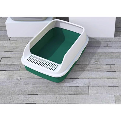 Leominster Plastic Self-Cleaning Litter Box