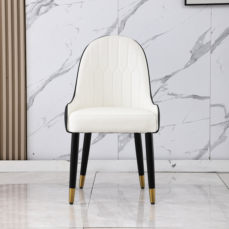 2 chaises en similicuir avec des pieds en métal, noir, de style moderne pour tous les espaces, 2