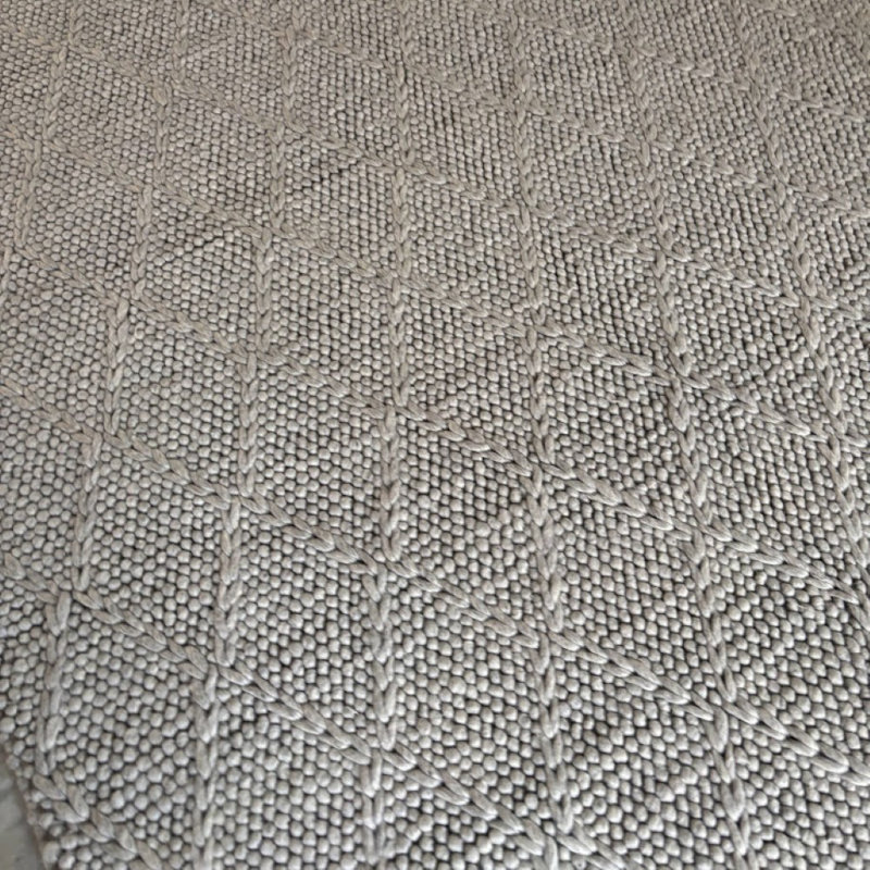 Wool Geometric Area Rug in Gray, Rectangle 6' x 9'