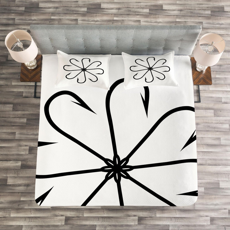 Traditional Polyester Coverlet, Queen Coverlet + 2 Shams