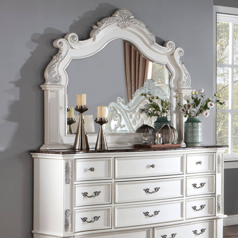 Miroir traditionnel l 47,9 po, blanc perle, White