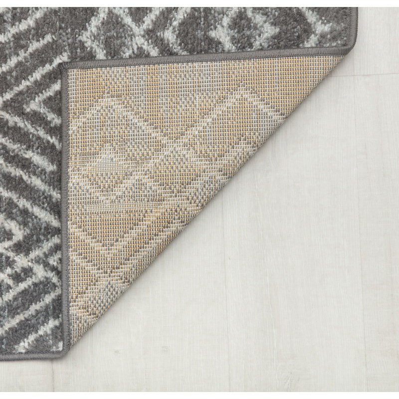 Ildiko Moroccan Indoor Rug, Rectangle 5' x 7'