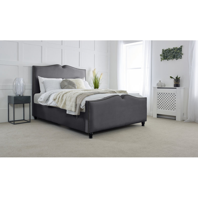 Chinenye Upholstered Velvet Sleigh Bed, Kingsize (5'), Steel