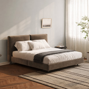 Guyii Modern Super King Dark Brown Platform Bed Frame 180 x 200 cm with Wingback Headboard