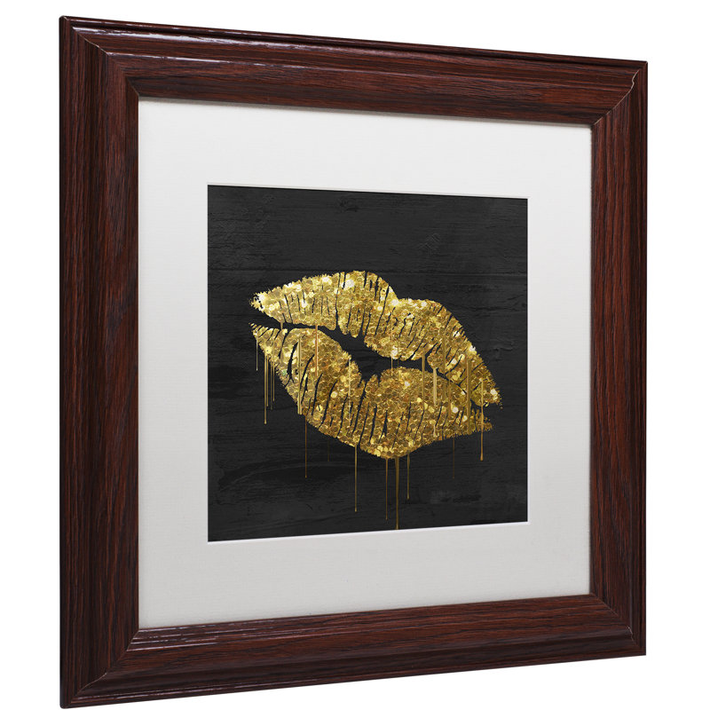 «Golden Lips» par Jadaya, impression encadrée, H 11 po x l 14 po x P 0,5 po, Blanc, Cadre brun