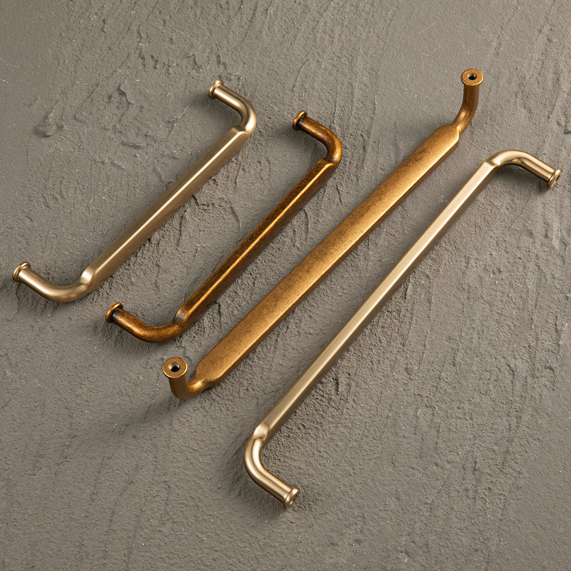 Poignée d'armoire en alliage de zinc Goo-Ki avec plaque arrière amovible modèle G028, bronze champagne et laiton antique, 5"