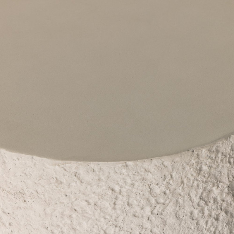 Hobart 18'' White Stone Round Outdoor Side Table