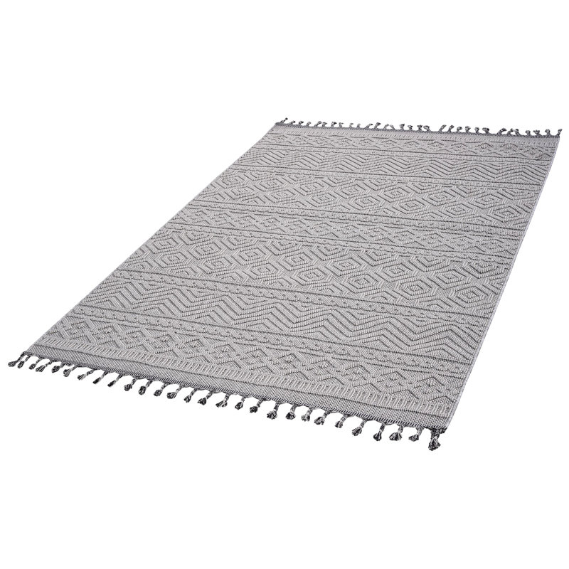 5X7 White Geometric Area Rug Loom & . Stain-, Non-Shedding. Ideal For Indoor Outdoor. Pet-. Medium Pile With Cotton Backing. Easy Cleaning Rug. Stain , For Different Occasions. And To Clean Maintain
