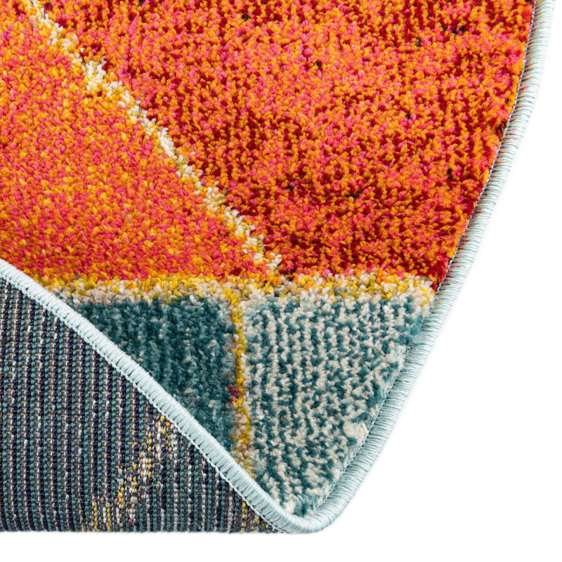 Ansela Washable Geometric Indoor Rug, Round 7'10"