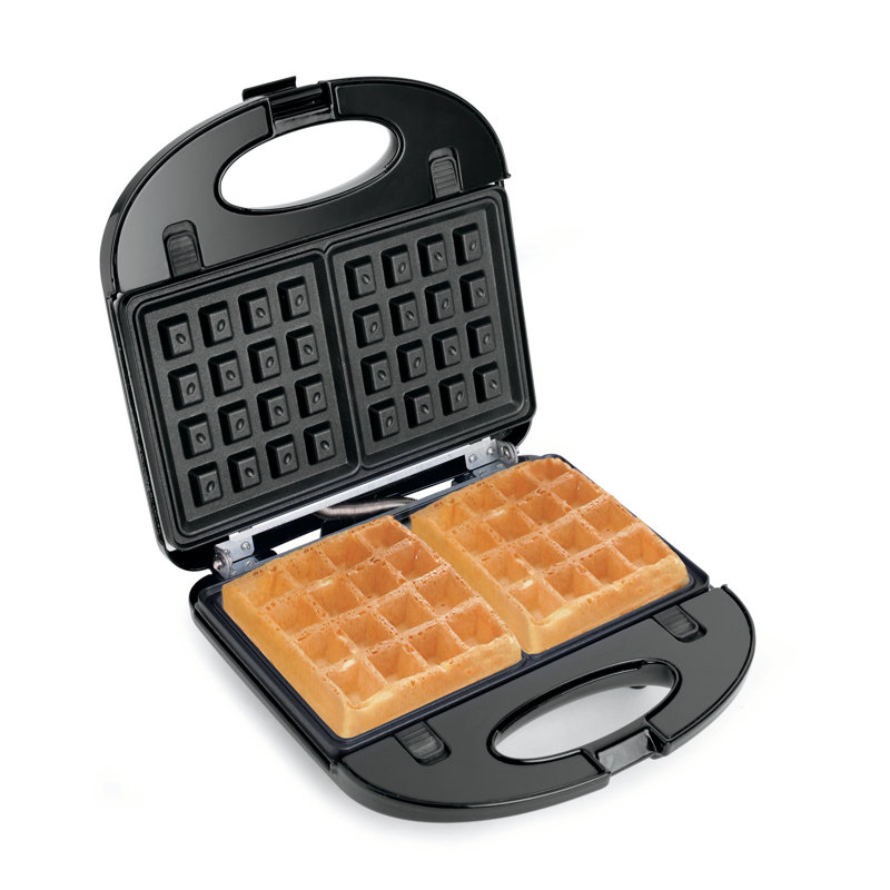 Salton 3-in-1 Grill Sandwich and Waffle Maker