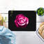 Art en verre noir avec motif rose rose idéal pour les décorations murales de cuisine ou de salle à manger-114446729