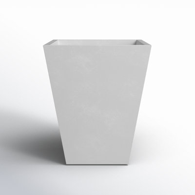 Pro Series Linear Thirty Planter