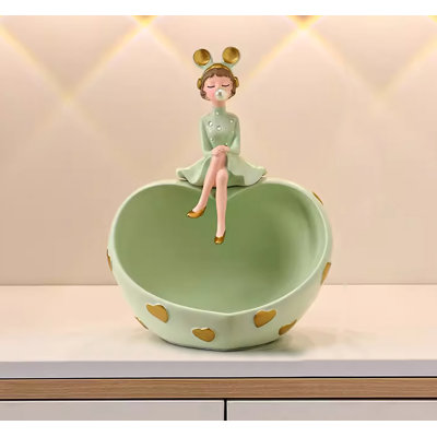 Daline Figurines & Sculptures