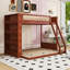 Lit superposé simple au dessus d'un lit double en bois avec tablettes et éclairage DEL-436913892