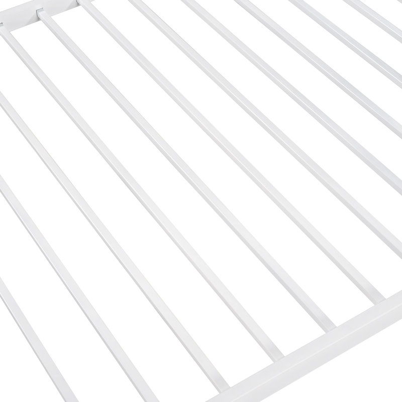 Lit superposé simple au-dessus d'un lit simple en métal blanc - système de support, s'adapte à plusieurs tailles de matelas, qualité de fabrication solide, agencement de chambre à coucher