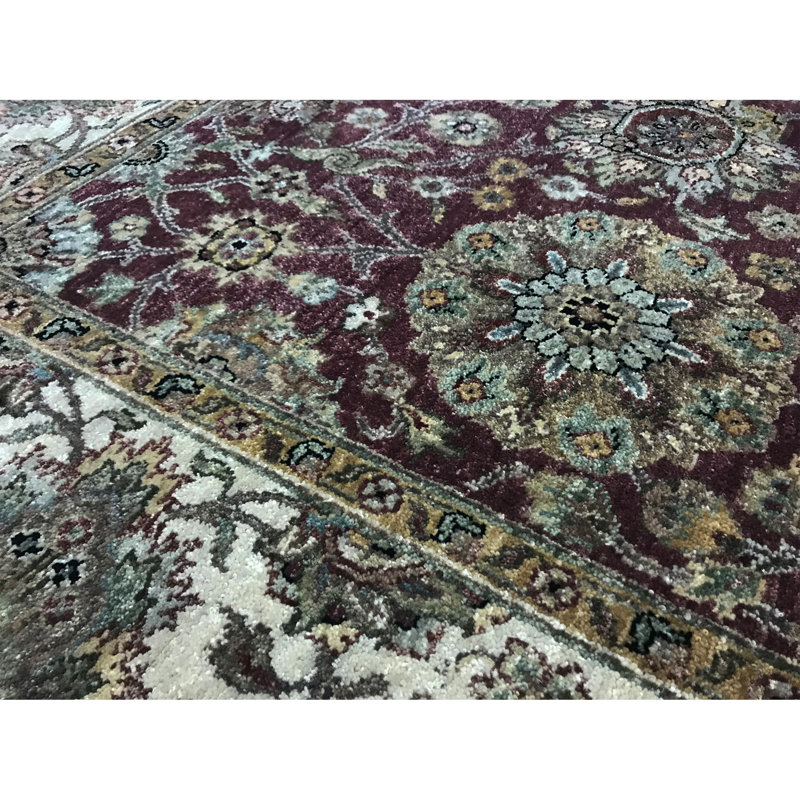 Tapis rouge noué à la main de haute qualité