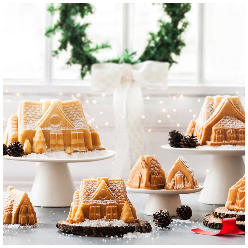 Nordic Ware Bundt® Gingerbread House Fluted Cake Pan