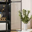 Vitrine d'angle avec portes en verre, vitrine lumineuse 79 "avec 7 lumières colorées pour objets de collection pour le salon