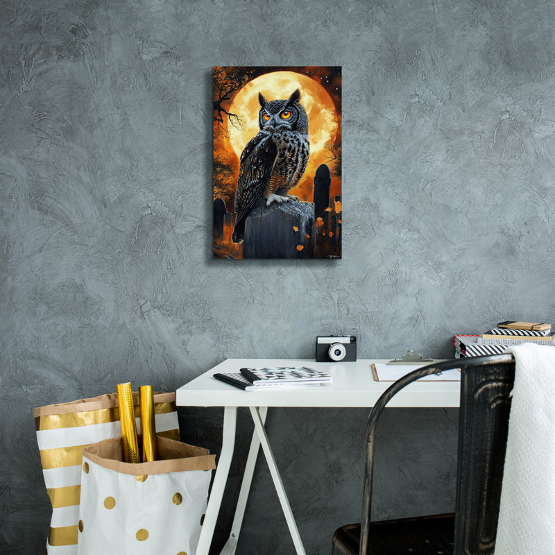 Art mural sur toile Epic Graffiti «Owl On The Tombstone» par Momart, H 18 po x l 12 po x P 0,75 po