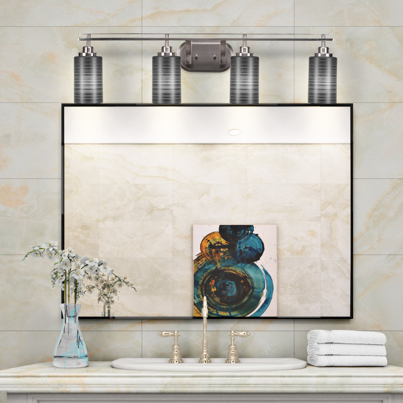 Barre d'éclairage de salle de bain 4 lumières Aleijah avec verre matriciel gris 4 po, Nickel brossé, Gris