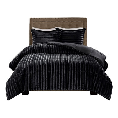 Luxurious Full/queen Comforter Set