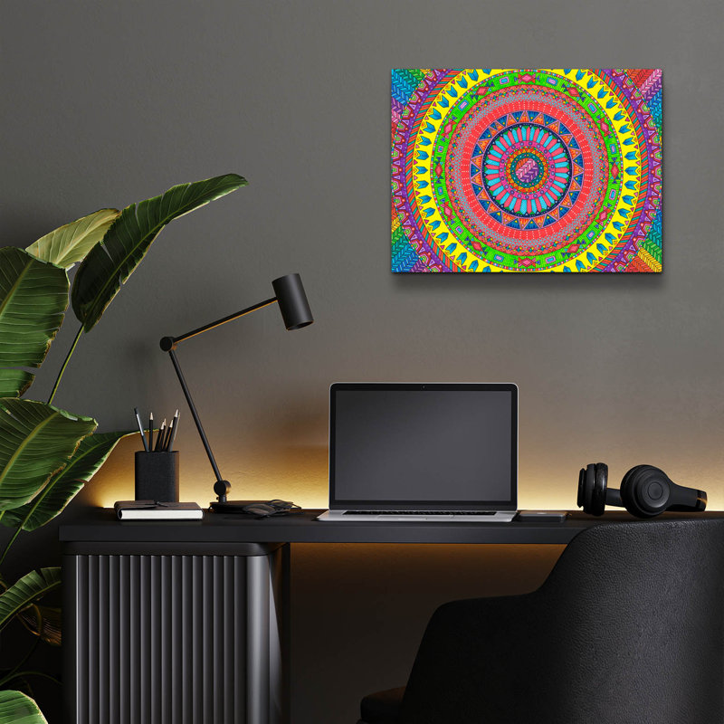 "Aztec Rainbow" par Hello Angel, H 12 po x l 16 po x P 0,13 po