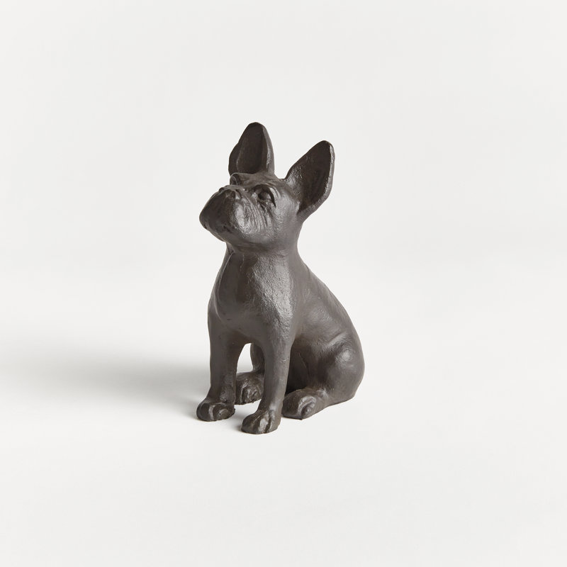 Figurines & Sculptures