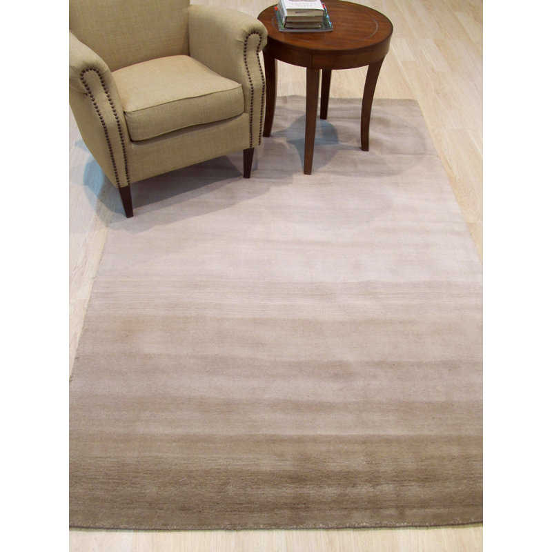 Johnny Beige Handmade Wool Area Rug, Rectangle 5' x 8'
