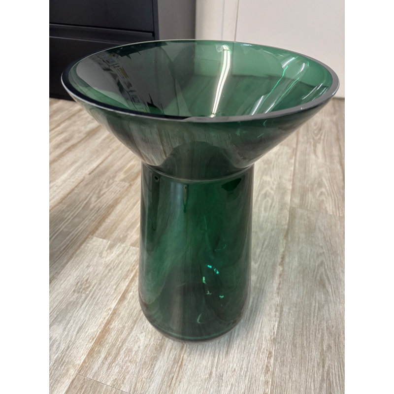 Vase Alfrida, H 45 po x l 27,5 po x P 27,5 po