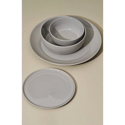Slim Dinnerware Set (4pc)
