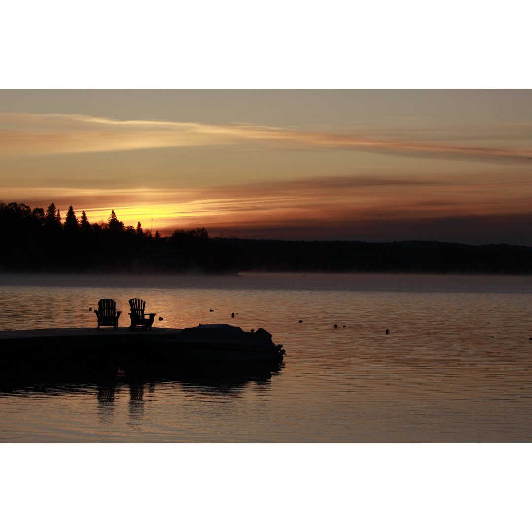 Adirondack Sunset von Tillsonburg - Kunstdrucke auf Leinwand ohne Rahmen