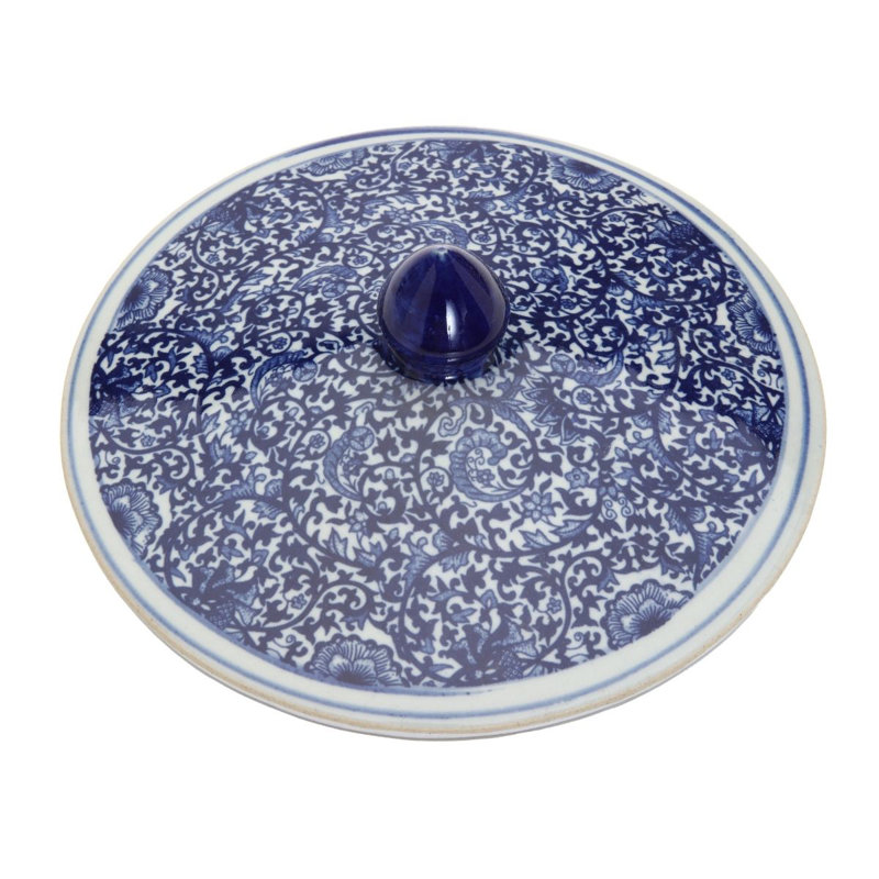 Pot en porcelaine fait à la main