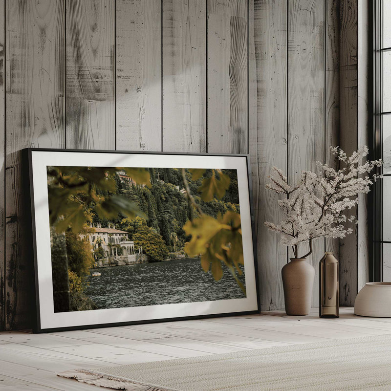 «Lakeside Mansion», dans un cadre,, H 17,25 po x l 21,25 po x P 1,25 po, Cadre en chrome poli