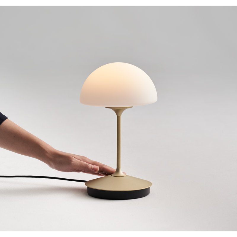 Pensee LED Table Lamp, Champagne Gold