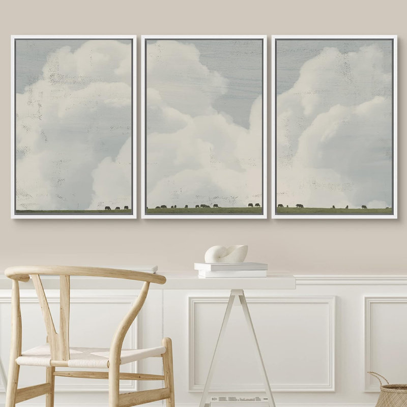 «Clouds Country Farm Cows», impression sur toile encadrée 3 pièces, H 36 po x l 72 po x P 1,5 po, Blanc
