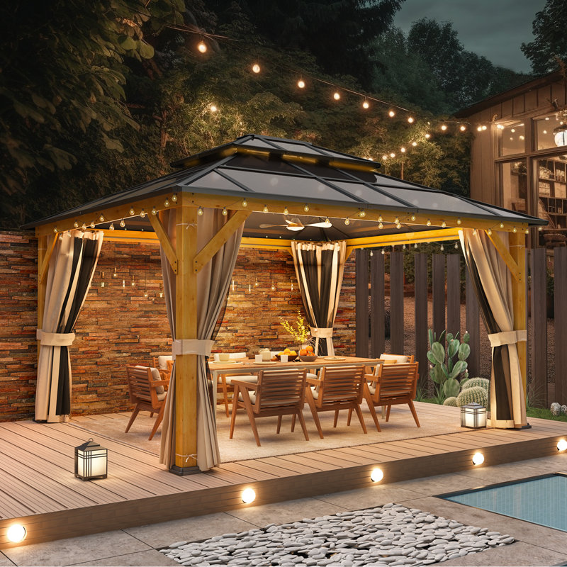 Gazebo spacieux en bois de 3,65 m x 4,25 m avec système de drainage optimal, toit double en polycarbonate avec rideaux d'intimité et crochets en J pour patio, jardin et terrasse.