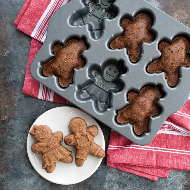 Nordic Ware Kids Cakelet Pan