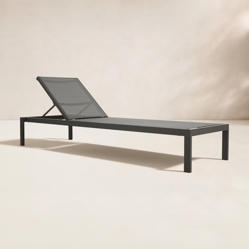 Skiff Outdoor Sun Lounger Single Chaise, Carbon