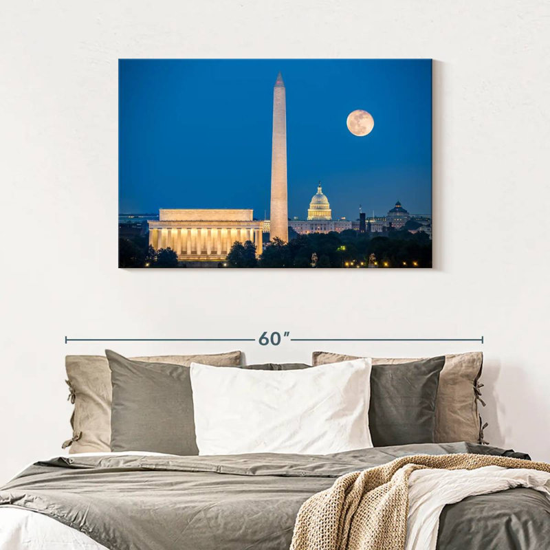 Sireci DC, 30" H x 45" W