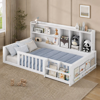 Cadre de lit au sol pour enfants avec barrières de sécurité, compartiments de rangement et tablette, taille standard, blanc