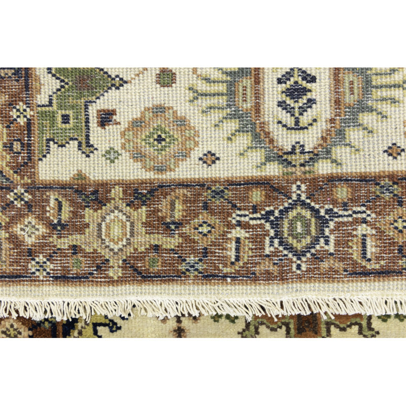 Tapis de couloir oriental crème en laine noué à la main 2 pi 6 po x 10 pi