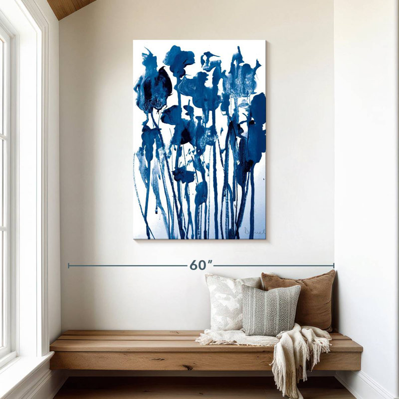 Fleurs bleu marine Avery, H 45 po x l 30 po