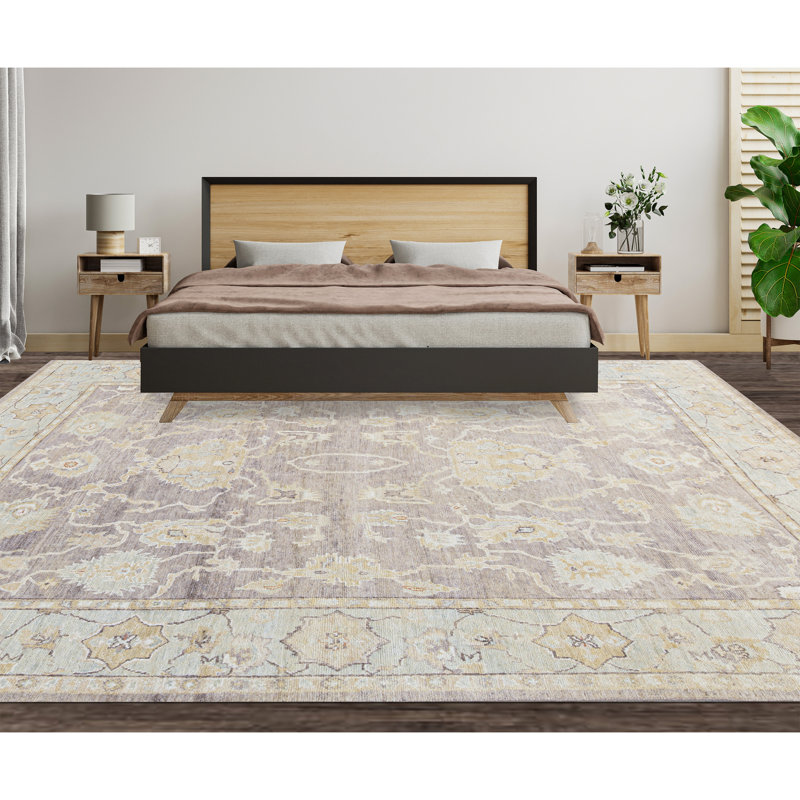 Wool Oriental Area Rug in Light Purple/Beige/Yellow
