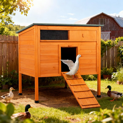 Insulated Duck Coop Outdoor Weatherproof Duck House Easy Clean Wooden Chicken Coop