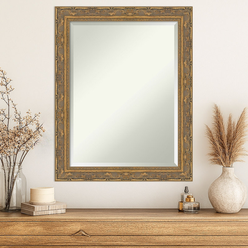 Miroir mural Filigree, 28,5 po x 22,5 po, Doré