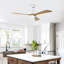 Ventilateur de plafond blanc mat et naturel de 52 po avec commande à distance, flux d'air saisonnier et moteur à courant continu