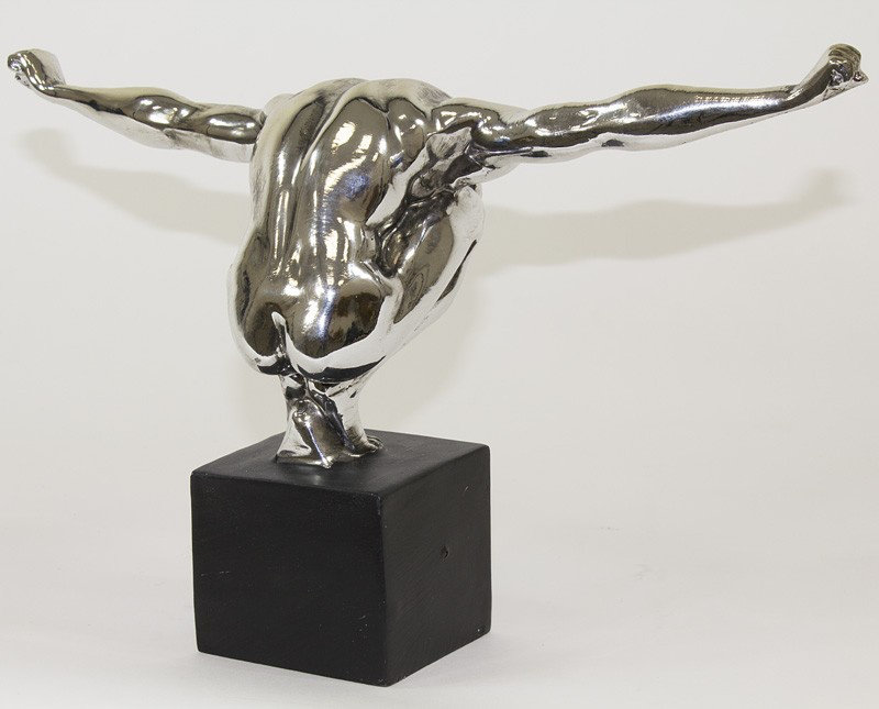 Friedhelm Figurines & Sculptures