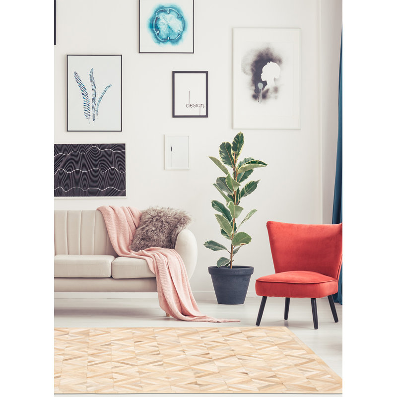 Tapis beige/ivoire vache fait main Choe